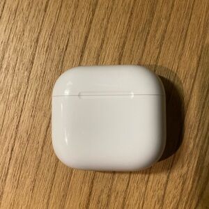 Brand new AirPods 4 noise cancellation